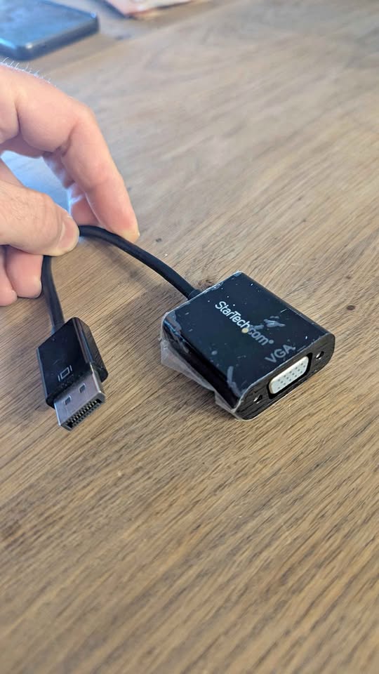 StarTech Adaptateur DisplayPort vers VGA actif 1080p DP to VGA Adapter Compact