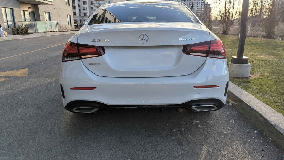2020 Mercedes-Benz a-class A220